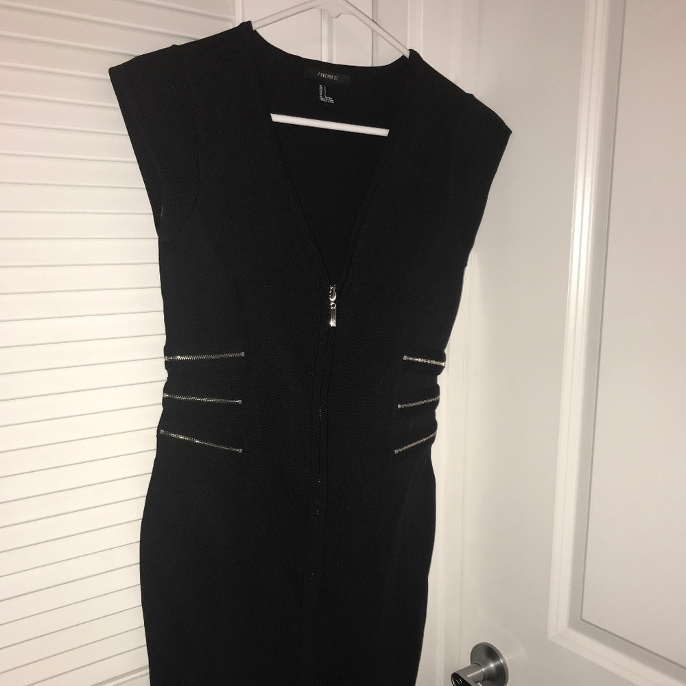 Zipper front black dress